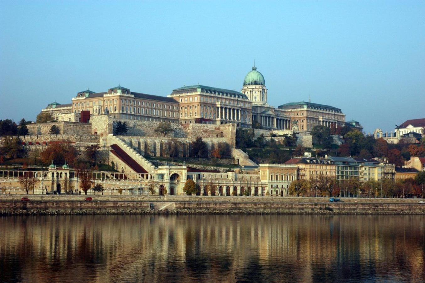 Trip And Hop Lejlighed Budapest Eksteriør billede