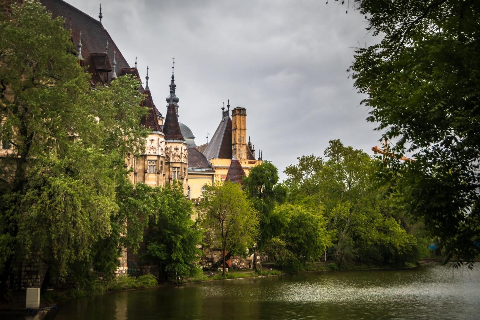 Trip And Hop Lejlighed Budapest Eksteriør billede